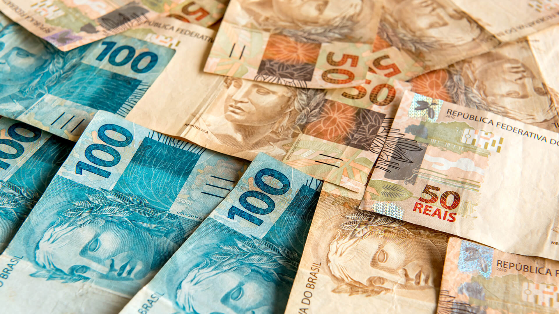Brazilian real money notes